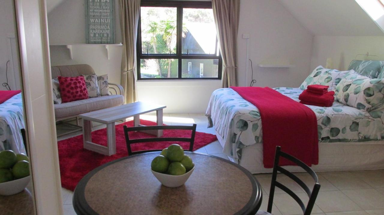 Fantail River Lodge Haruru Bagian luar foto